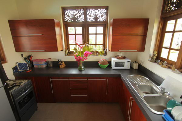 Sri Lanka Holiday Villa near Beach