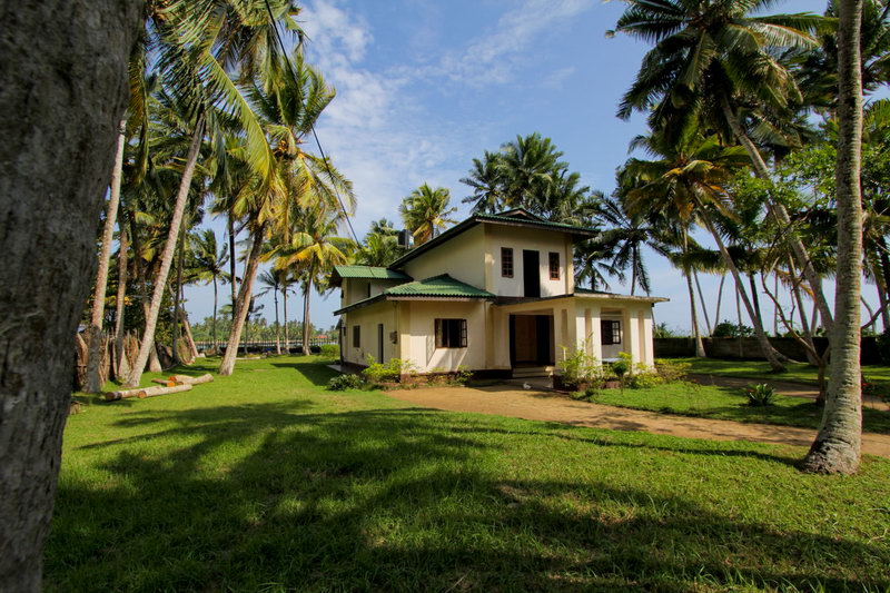 Beach House Polhena Reef Matara